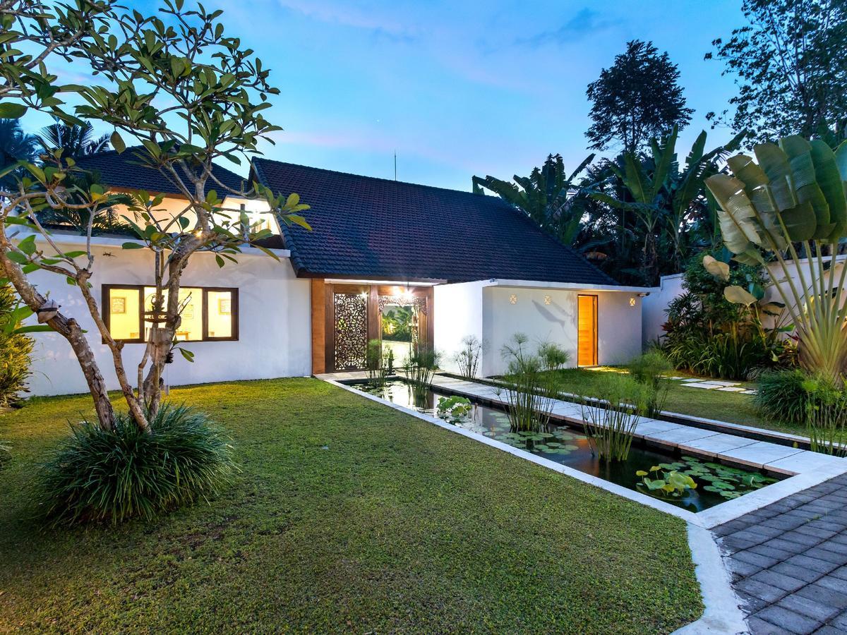Villa Candi Kecil Tujuh By Villa Finder Ubud  Exterior photo